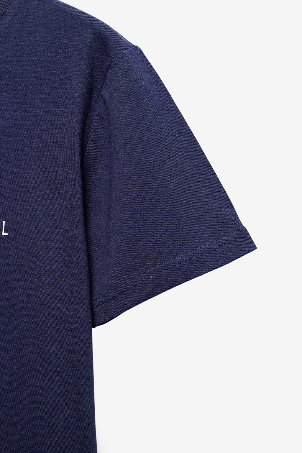 T-SHIRT COM PRINT E ETIQUETA