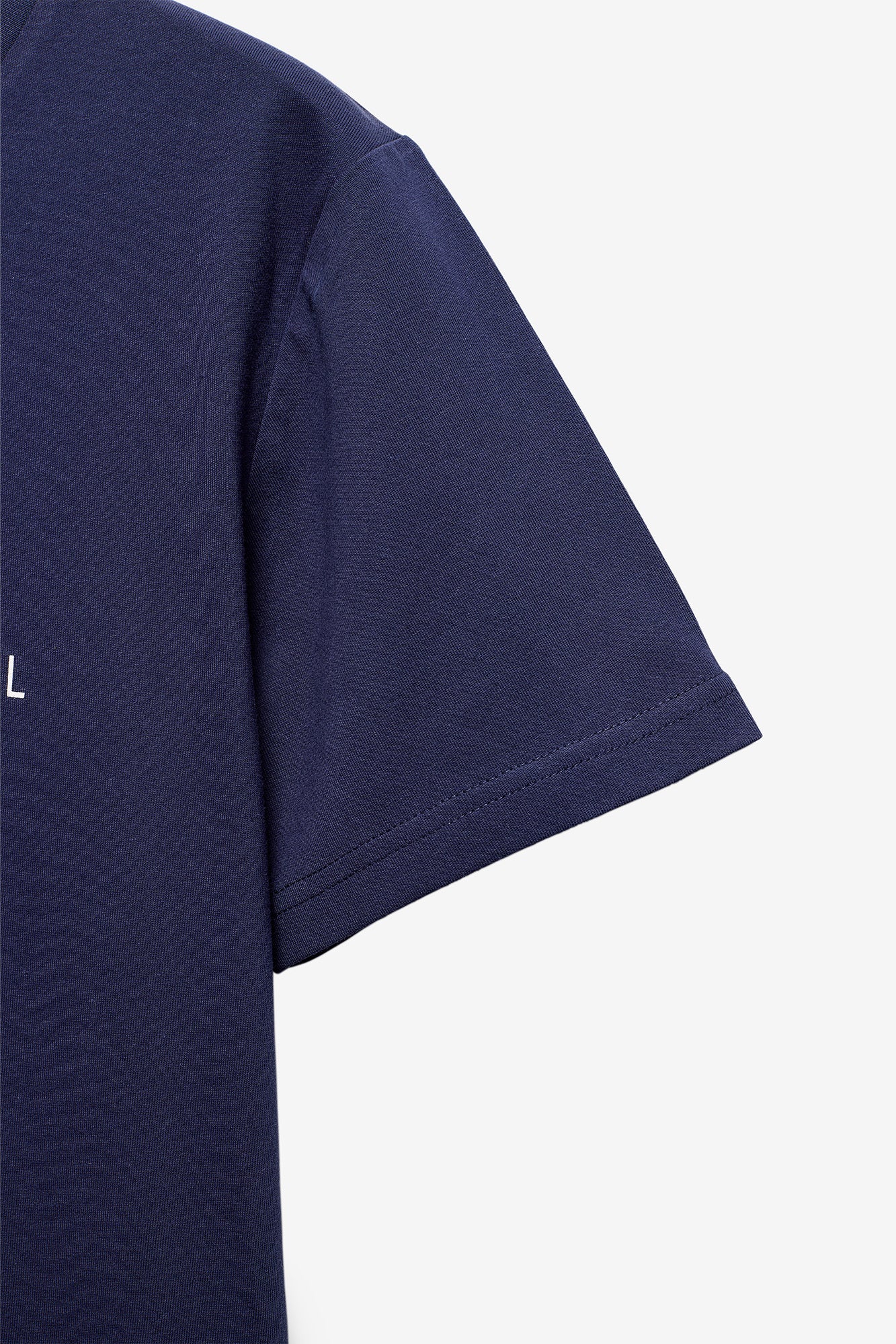 T-SHIRT COM PRINT E ETIQUETA
