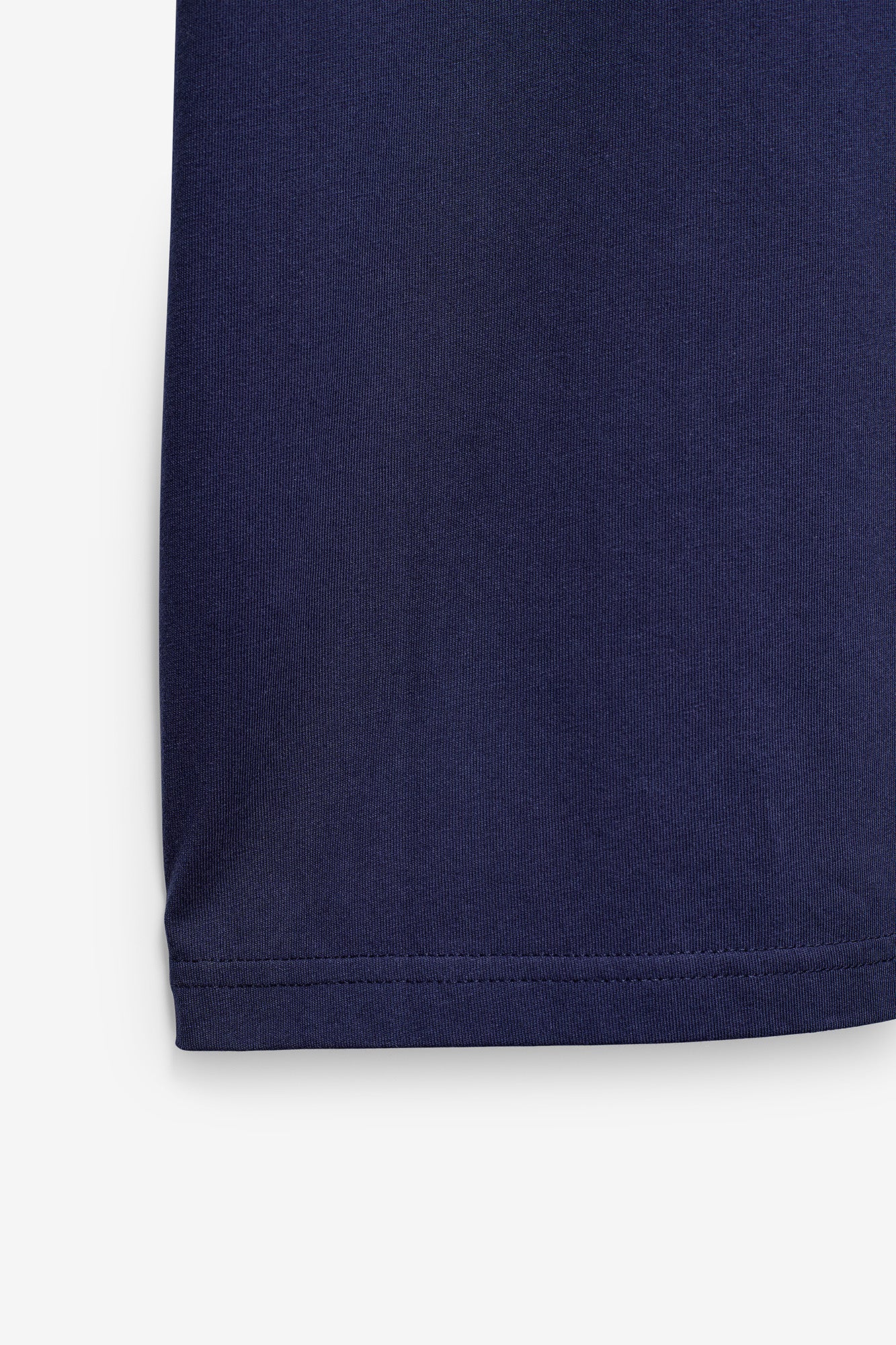 T-SHIRT COM PRINT E ETIQUETA