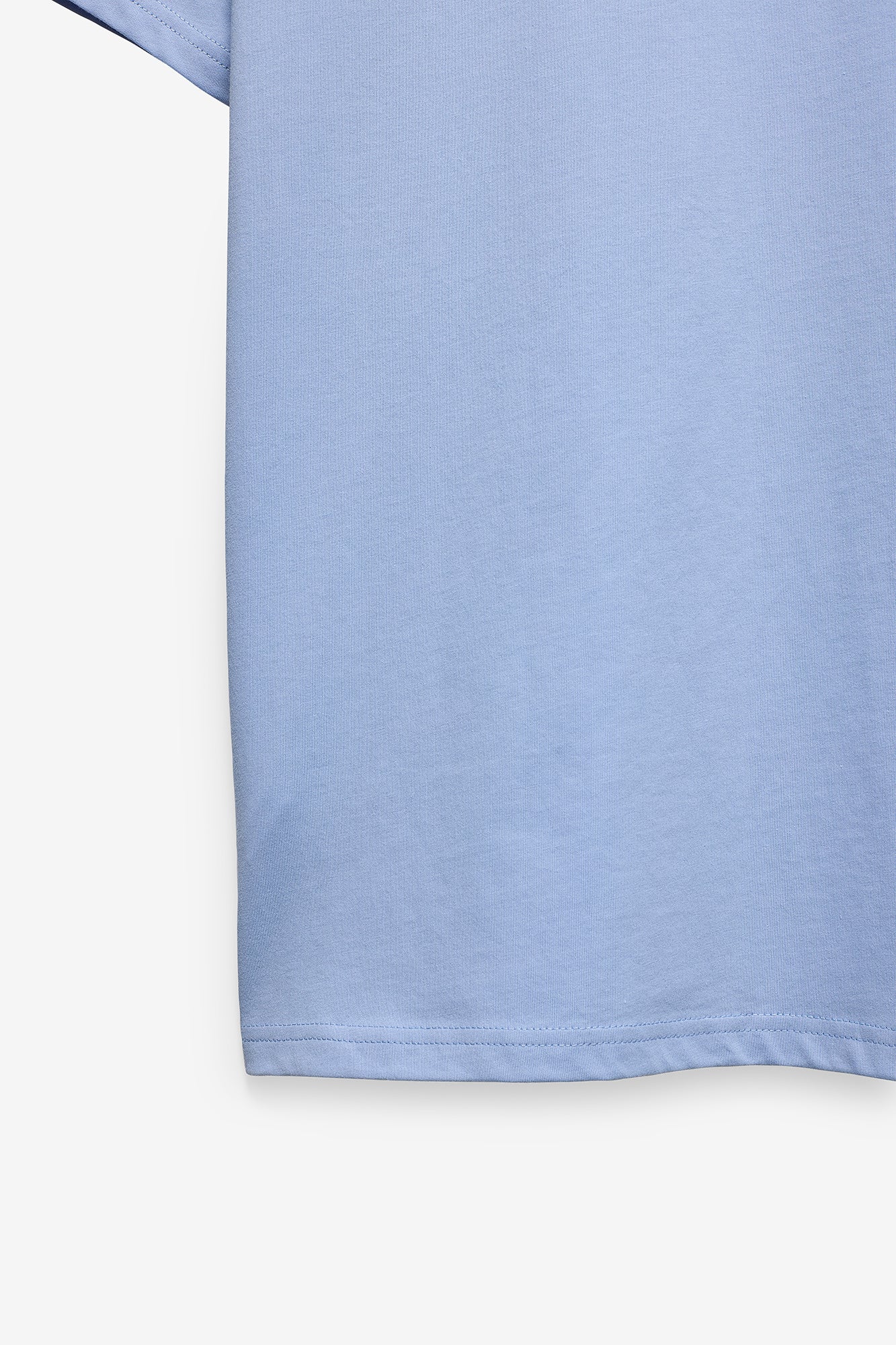 CAMISETA CON ESTAMPADO QMR