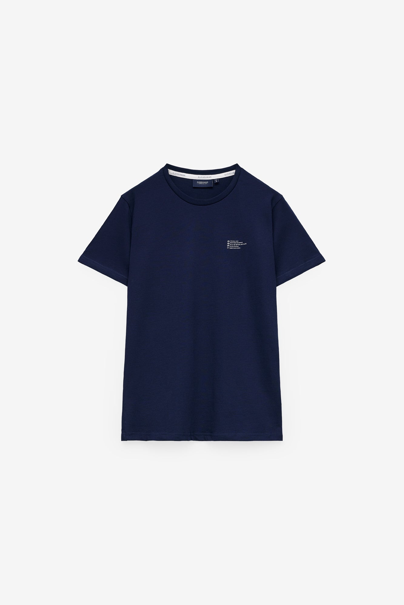T-SHIRT COM PRINT TEXTO EM CONTRASTE