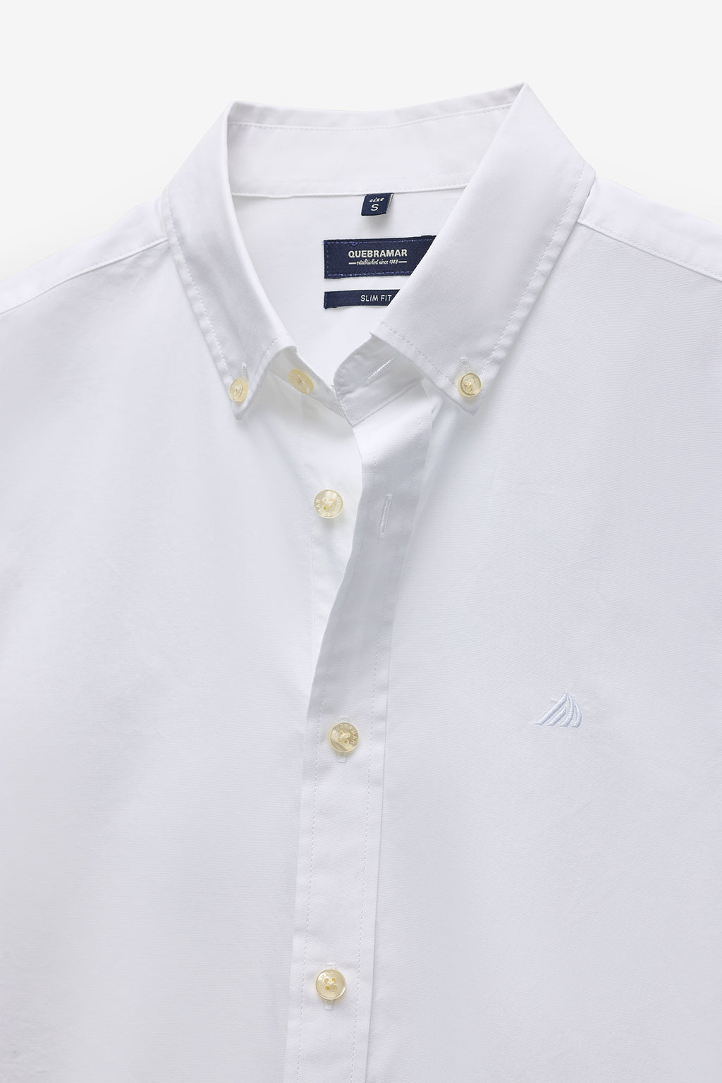 CAMISA BÁSICA EM POPELINA SLIM FIT