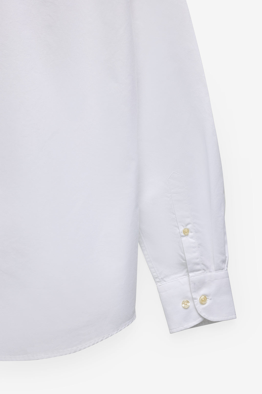 CAMISA BÁSICA EM POPELINA SLIM FIT