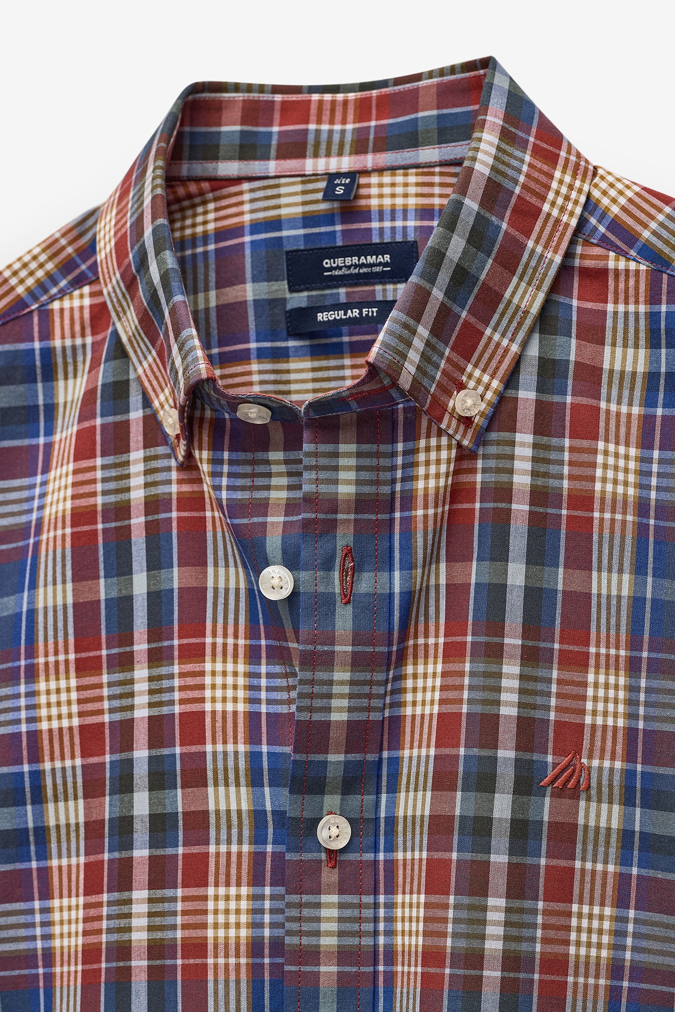 CAMISA AOS QUADRADOS