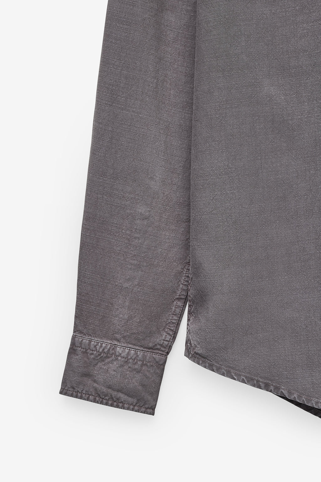 CAMISA LISA DE CORTE REGULAR