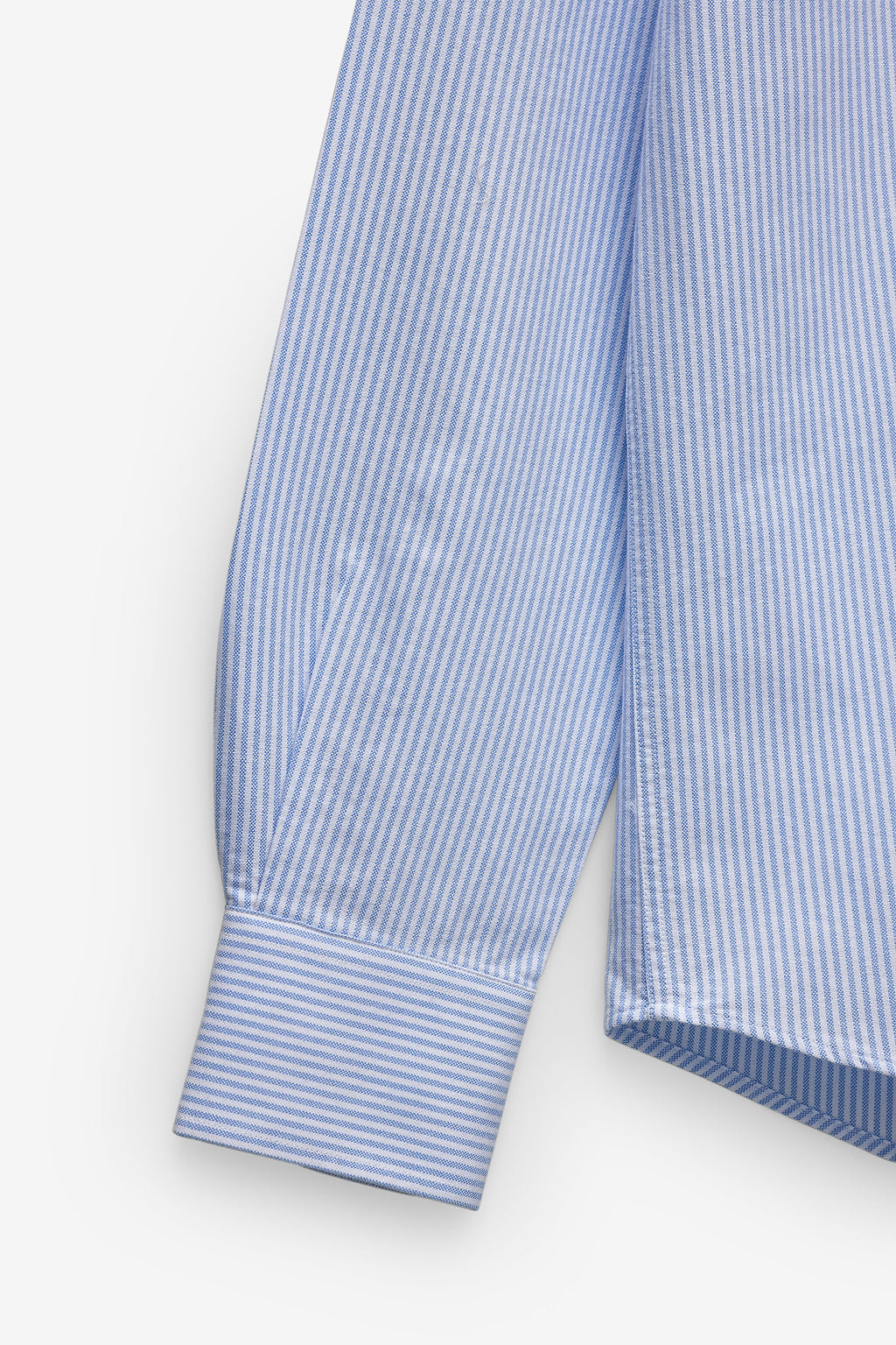 CAMISA BÁSICA OXFORD ÀS RISCAS