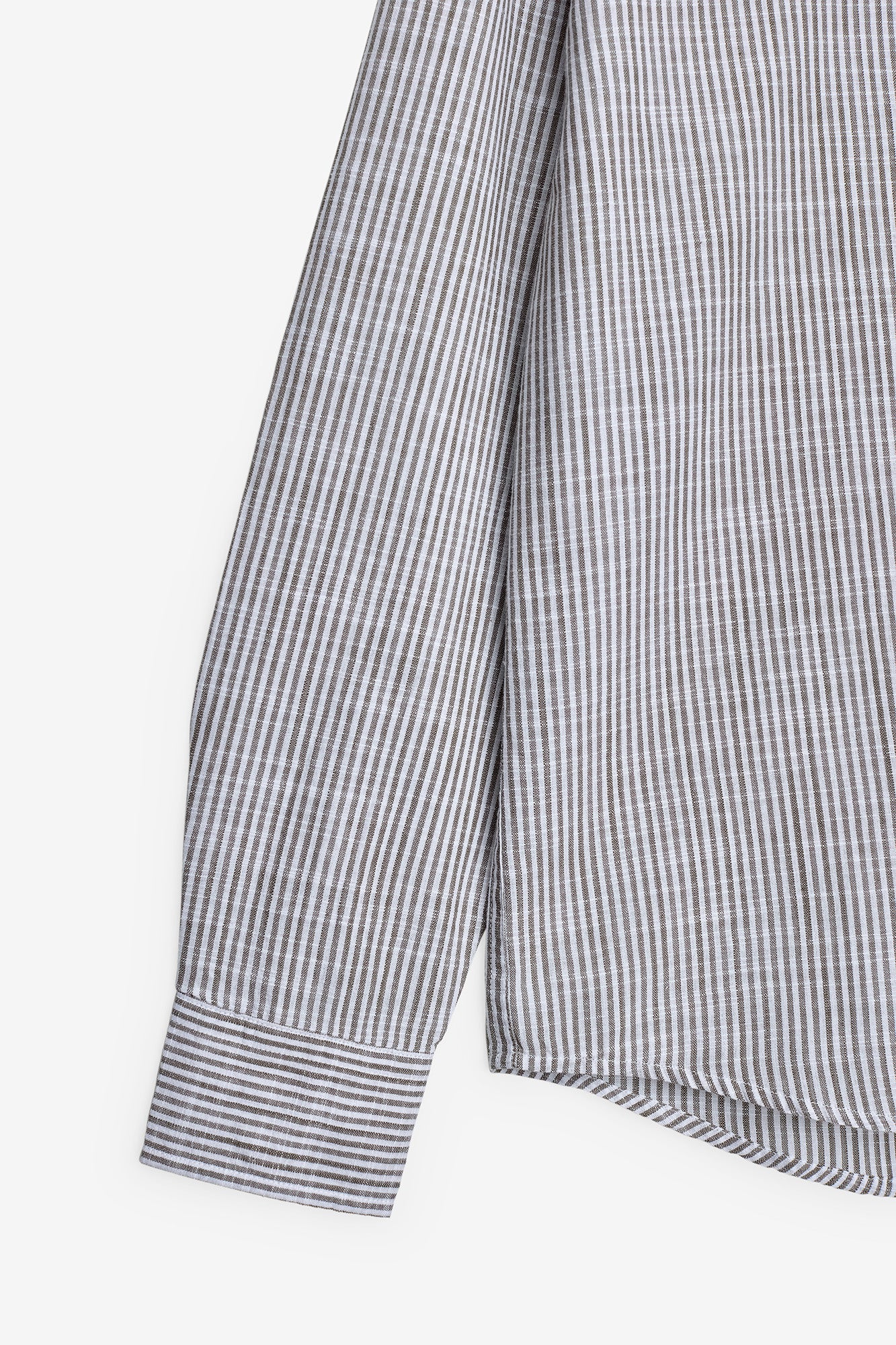 CAMISA COM EFEITO SLUB EM ALGODÃO