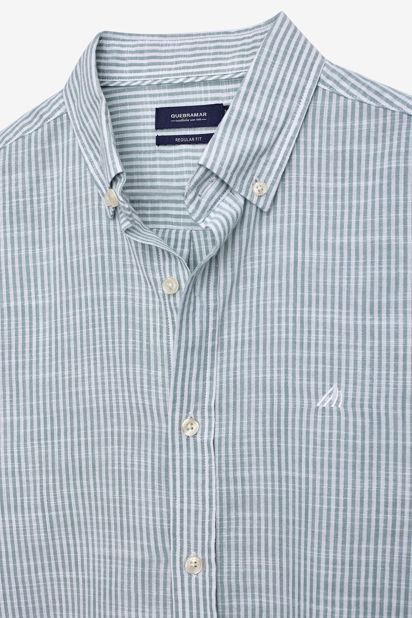 CAMISA COM EFEITO SLUB EM ALGODÃO