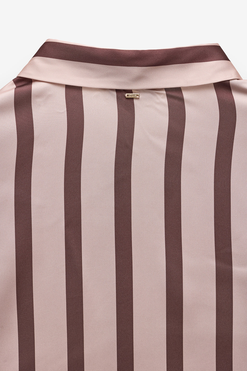 CAMISA FLUIDA COM RISCAS LARGAS