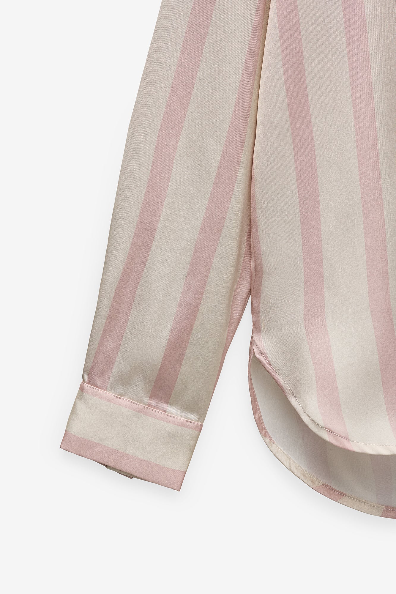 CAMISA FLUIDA COM RISCAS LARGAS