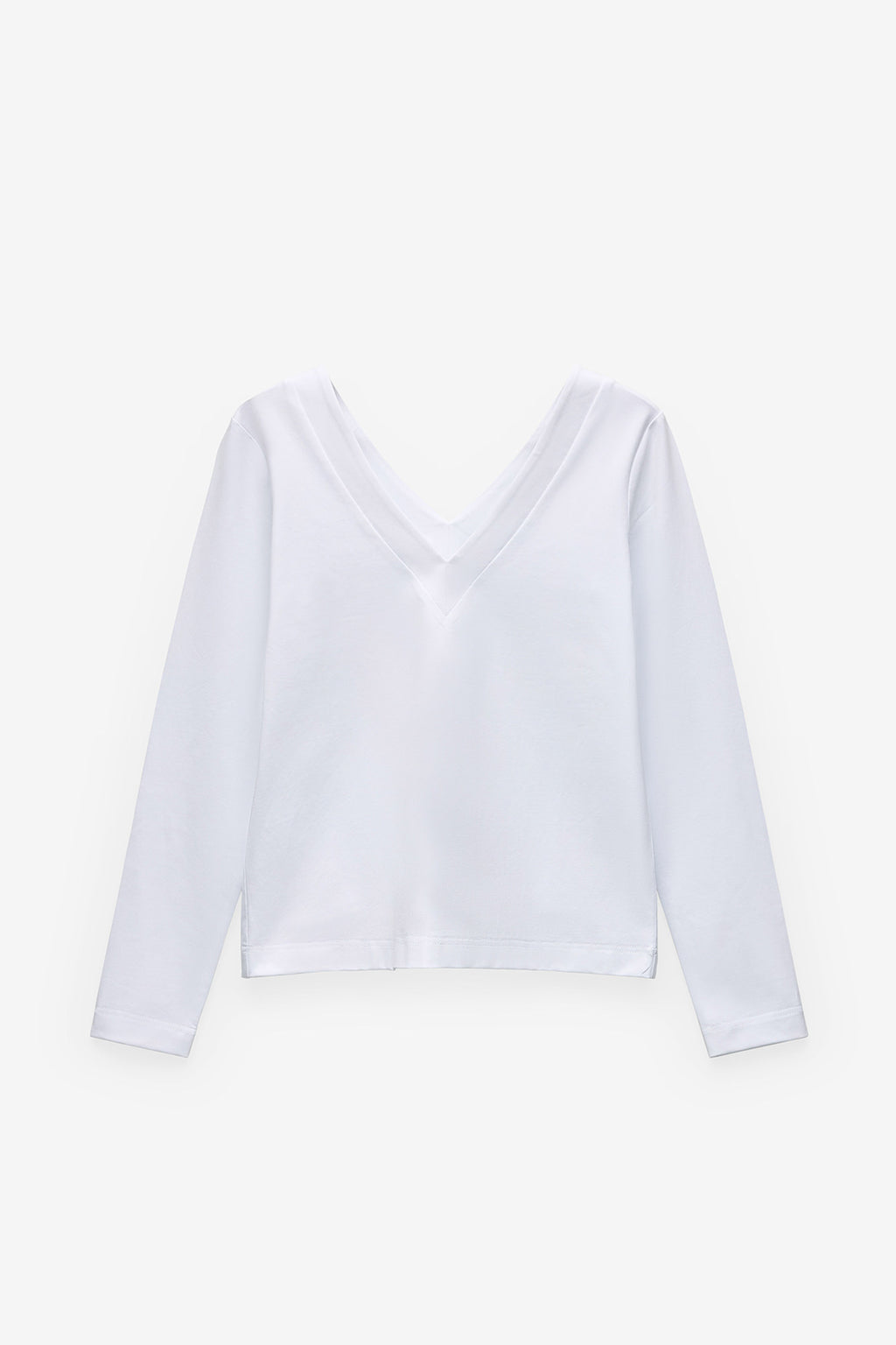 LONGSLEEVE COM DECOTE EM V