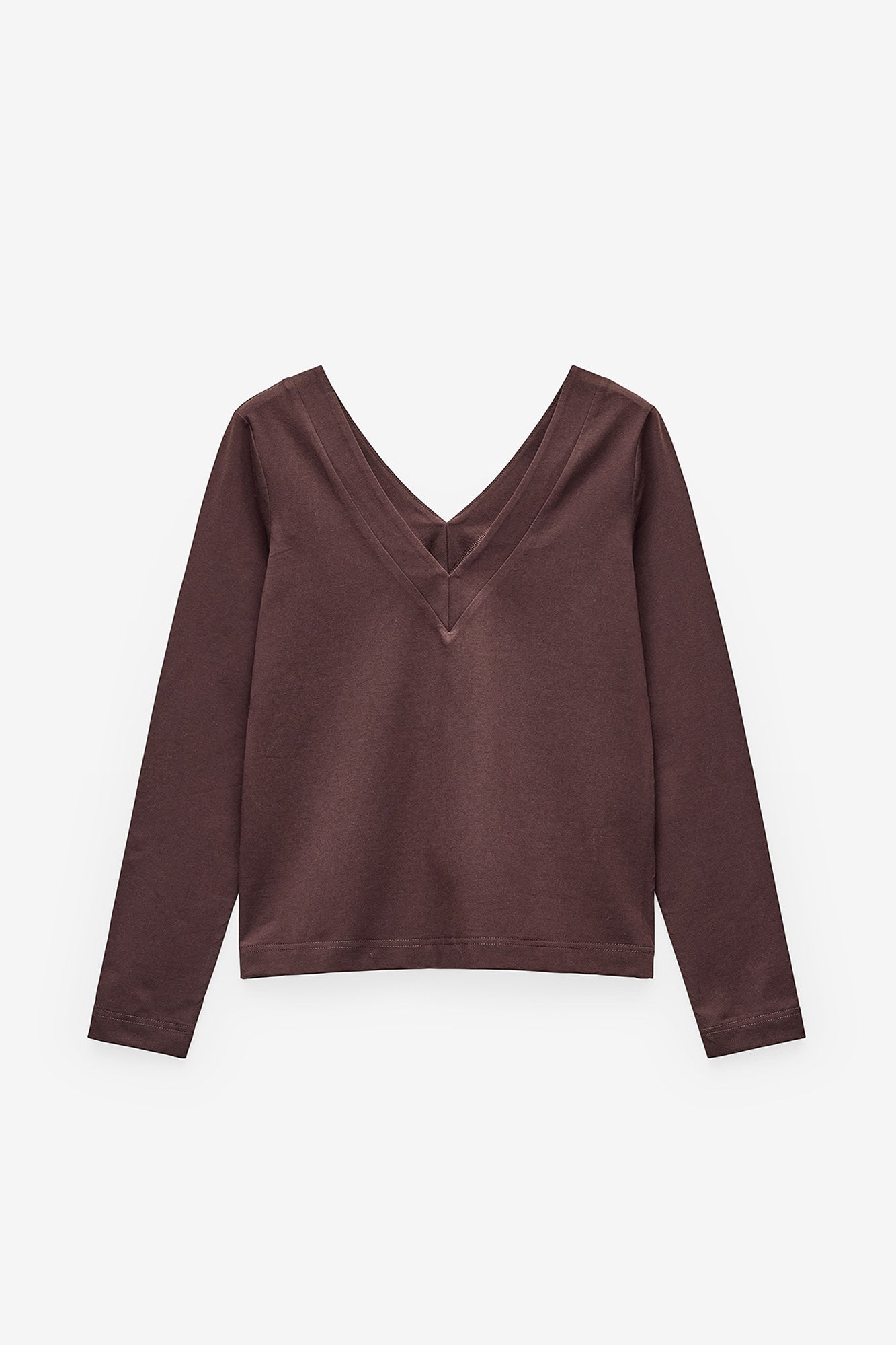 LONGSLEEVE COM DECOTE EM V