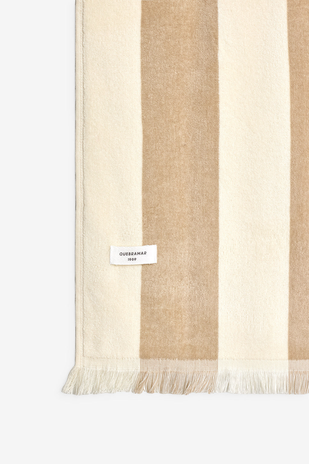 TOALHA JACQUARD ÀS RISCAS