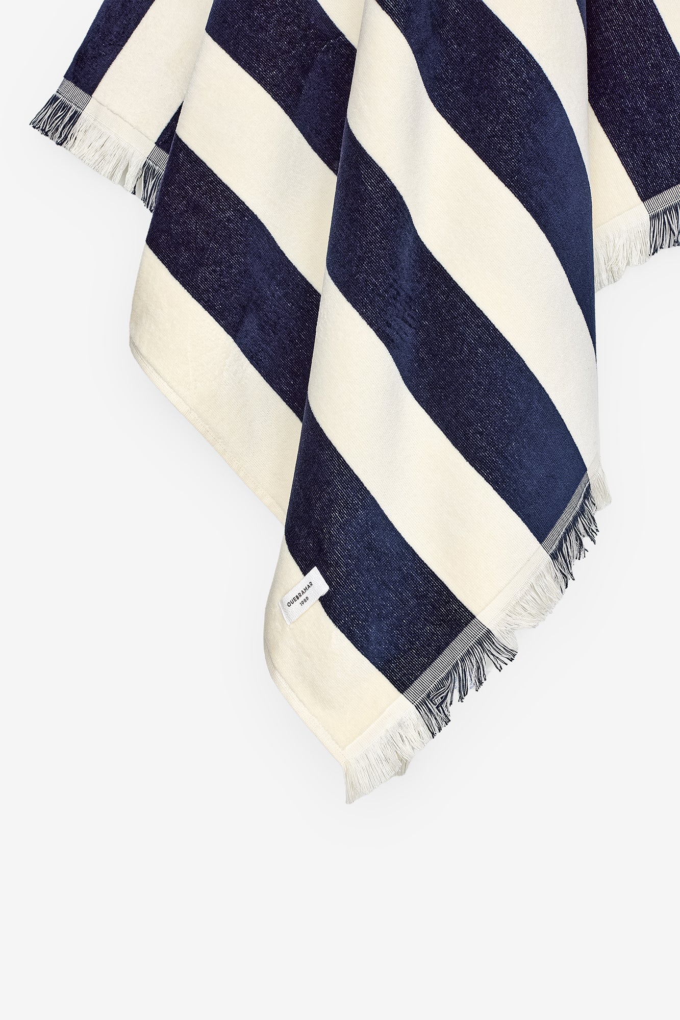 TOALHA JACQUARD ÀS RISCAS