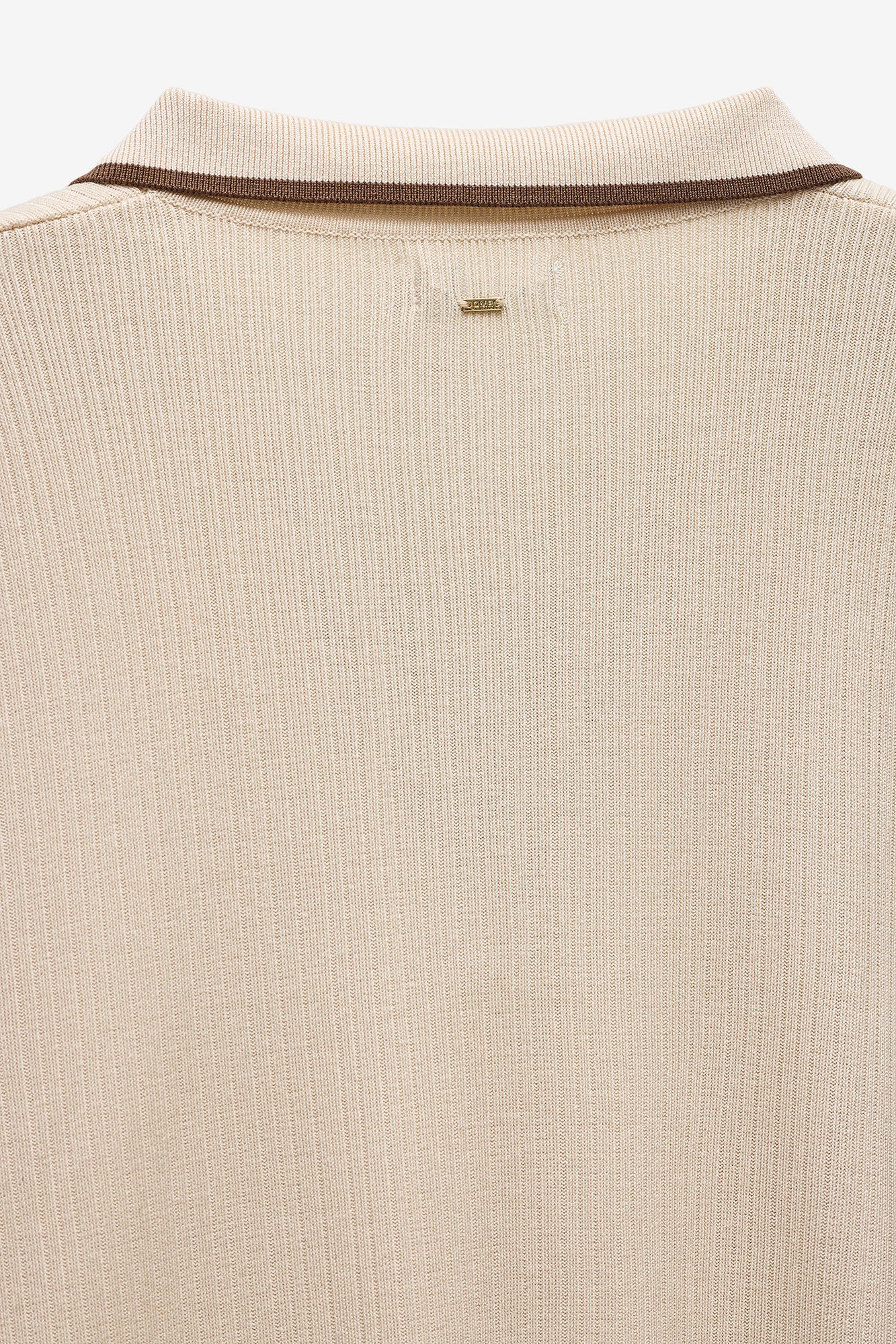 CAMISOLA DE MALHA COM GOLA DE POLO