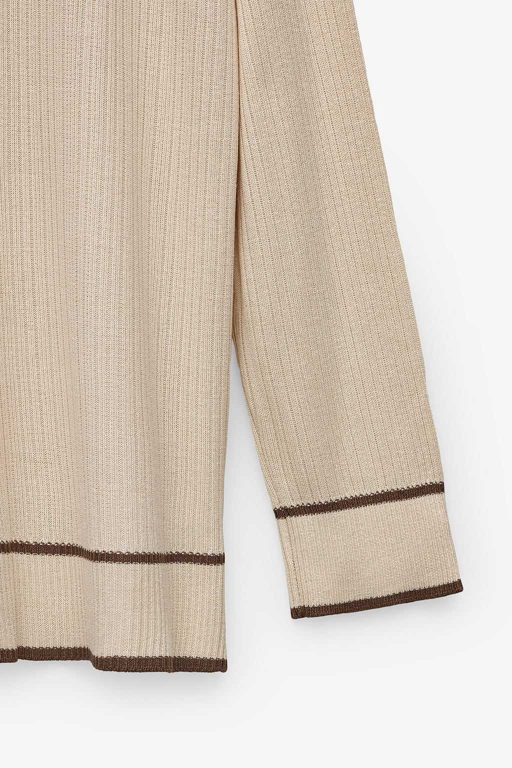 CAMISOLA DE MALHA COM GOLA DE POLO