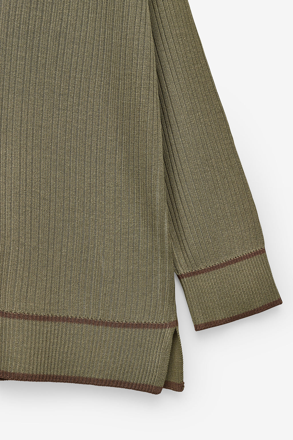 CAMISOLA DE MALHA COM GOLA DE POLO