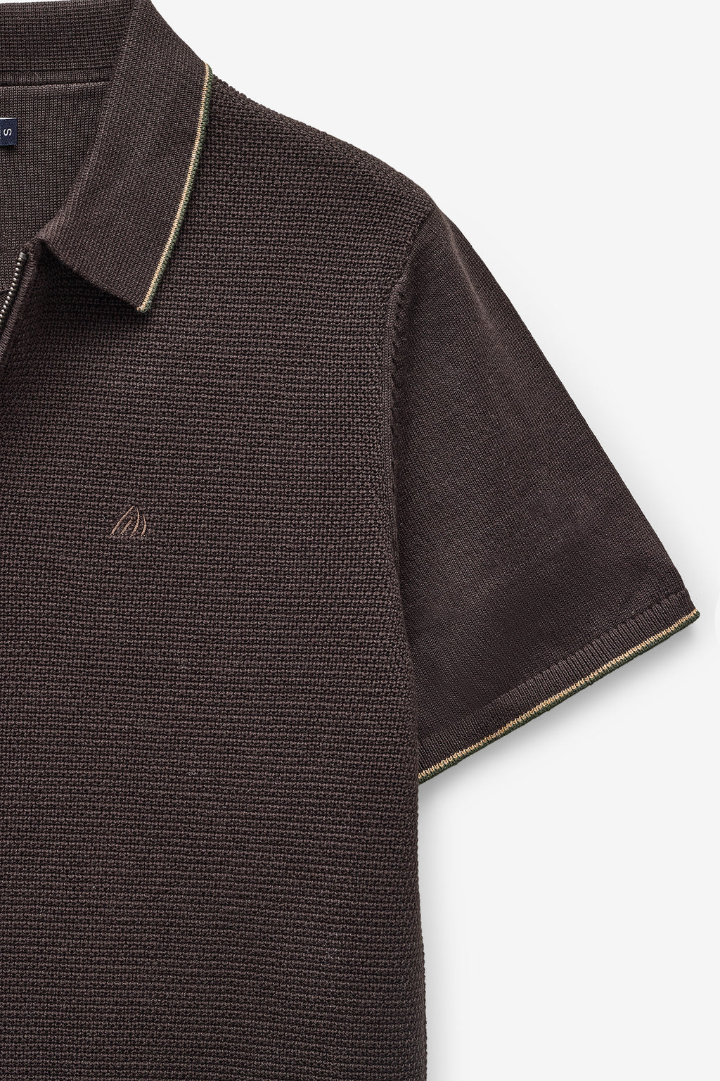 CAMISOLA COM GOLA DE POLO