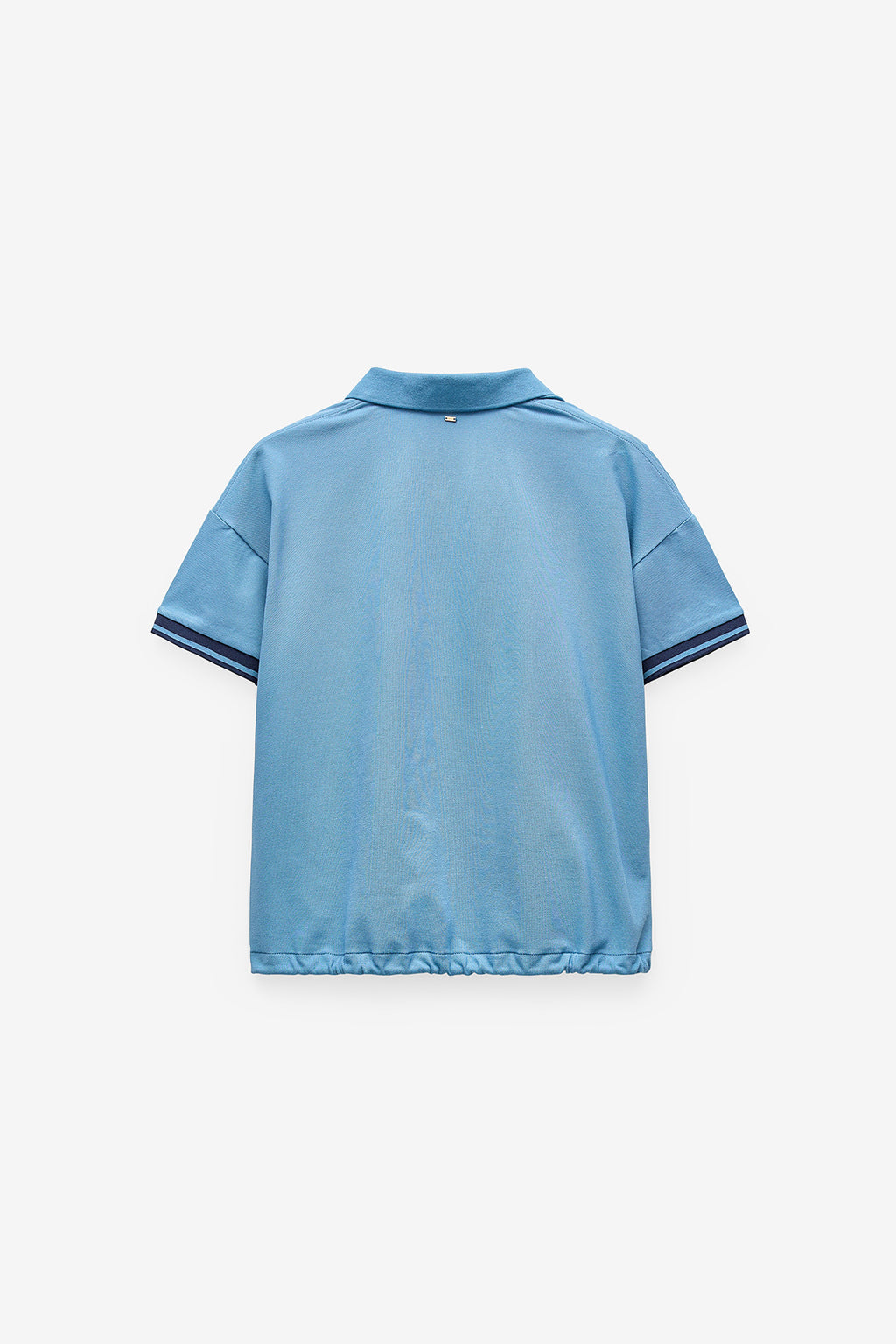 POLO EM PIQUÉ COM CORDÃO AJUSTÁVEL