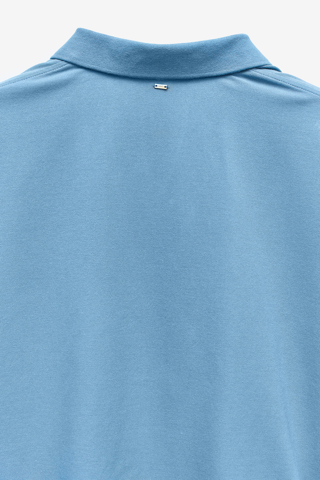 POLO EM PIQUÉ COM CORDÃO AJUSTÁVEL