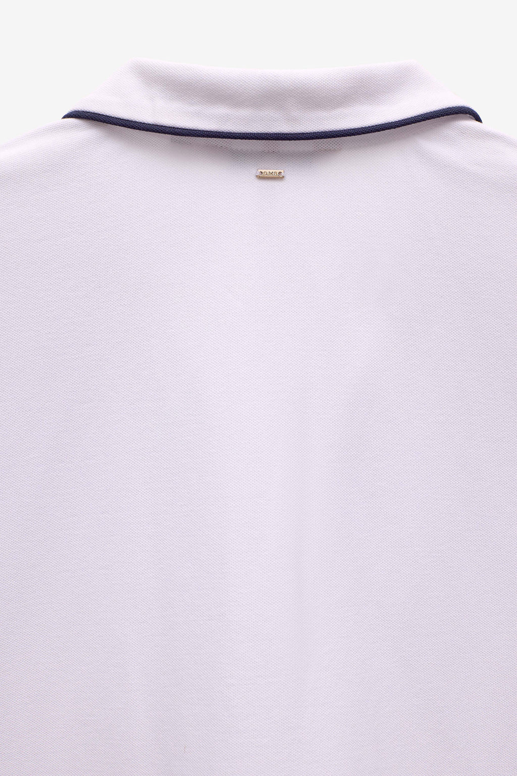 POLO COM CONTRASTES FITTING LARGO