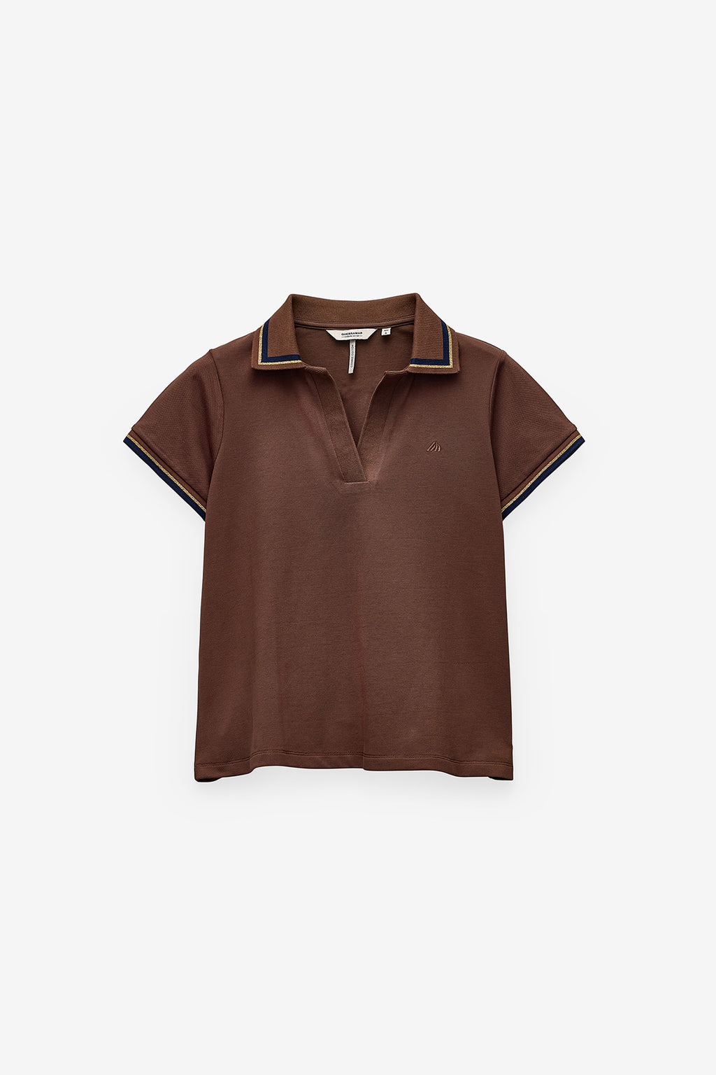 POLO CON CONTRASTES EN CUELLO Y MANGAS