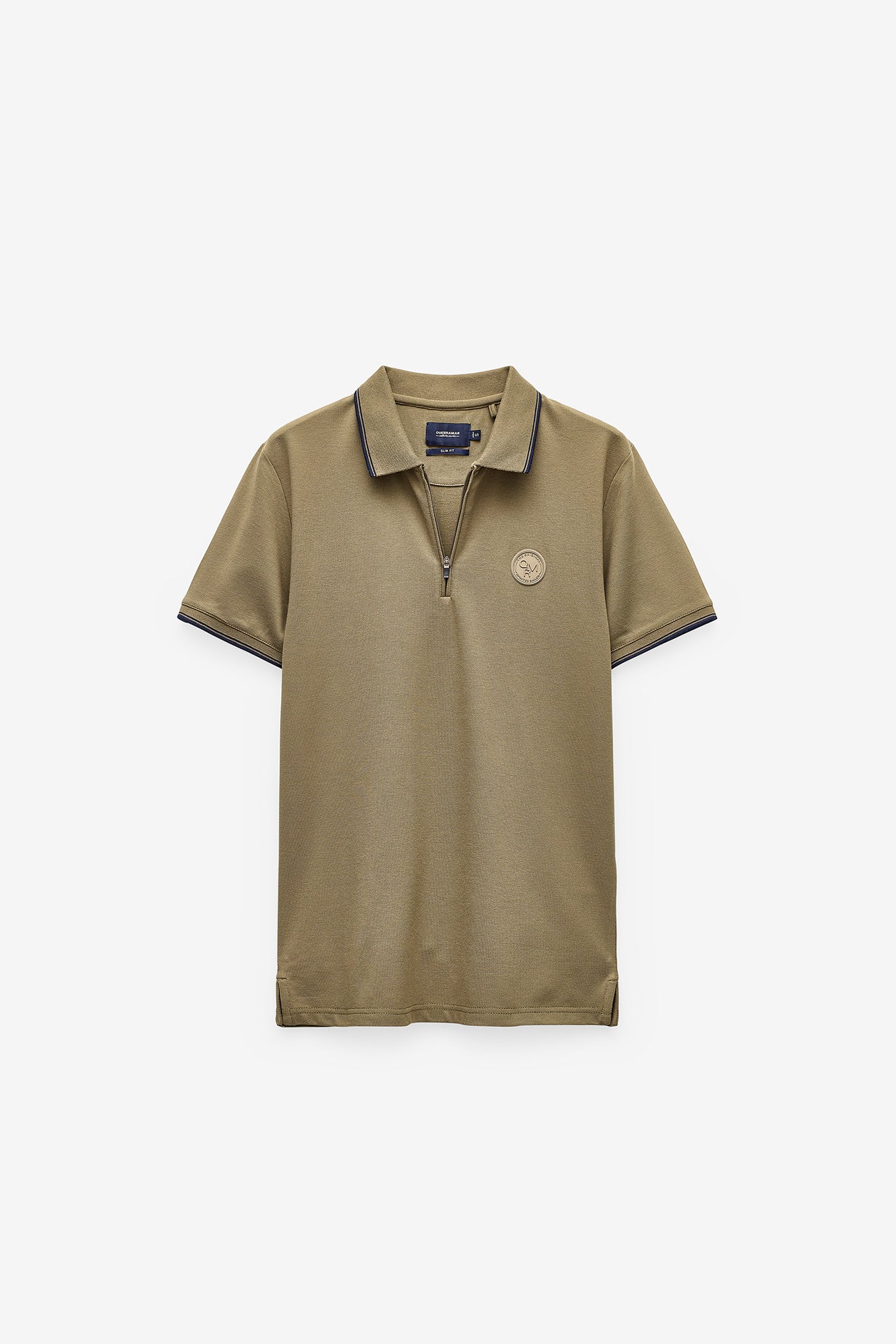 POLO SLIM FIT EM PIQUET COM FECHO