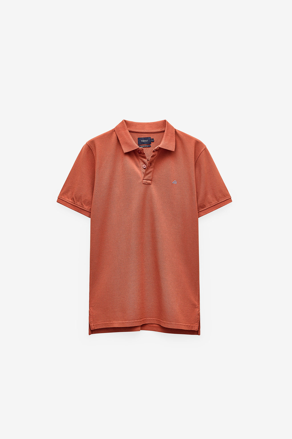 POLO PIQUÉ CON LOGO EN CONTRASTE