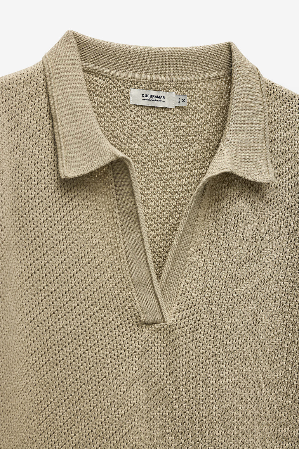 POLO DE PUNTO CON TEXTURA
