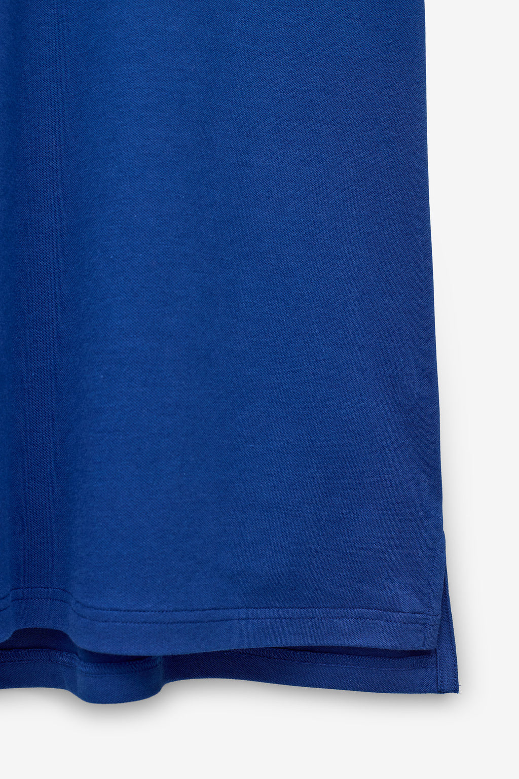 POLO DE MICROPIQUÉ CON CUELLO JACQUARD