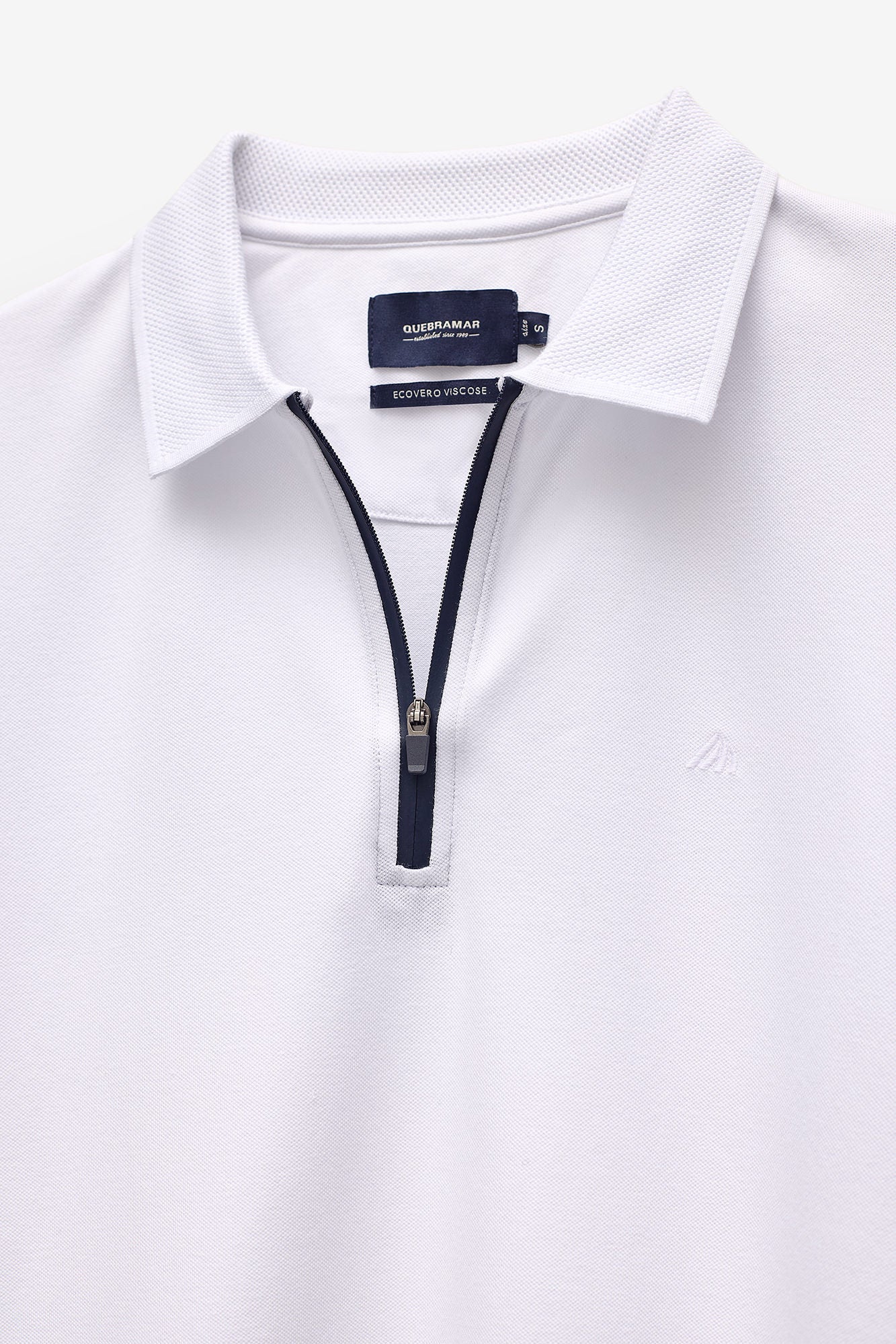 POLO MICRO PIQUET COM FECHO