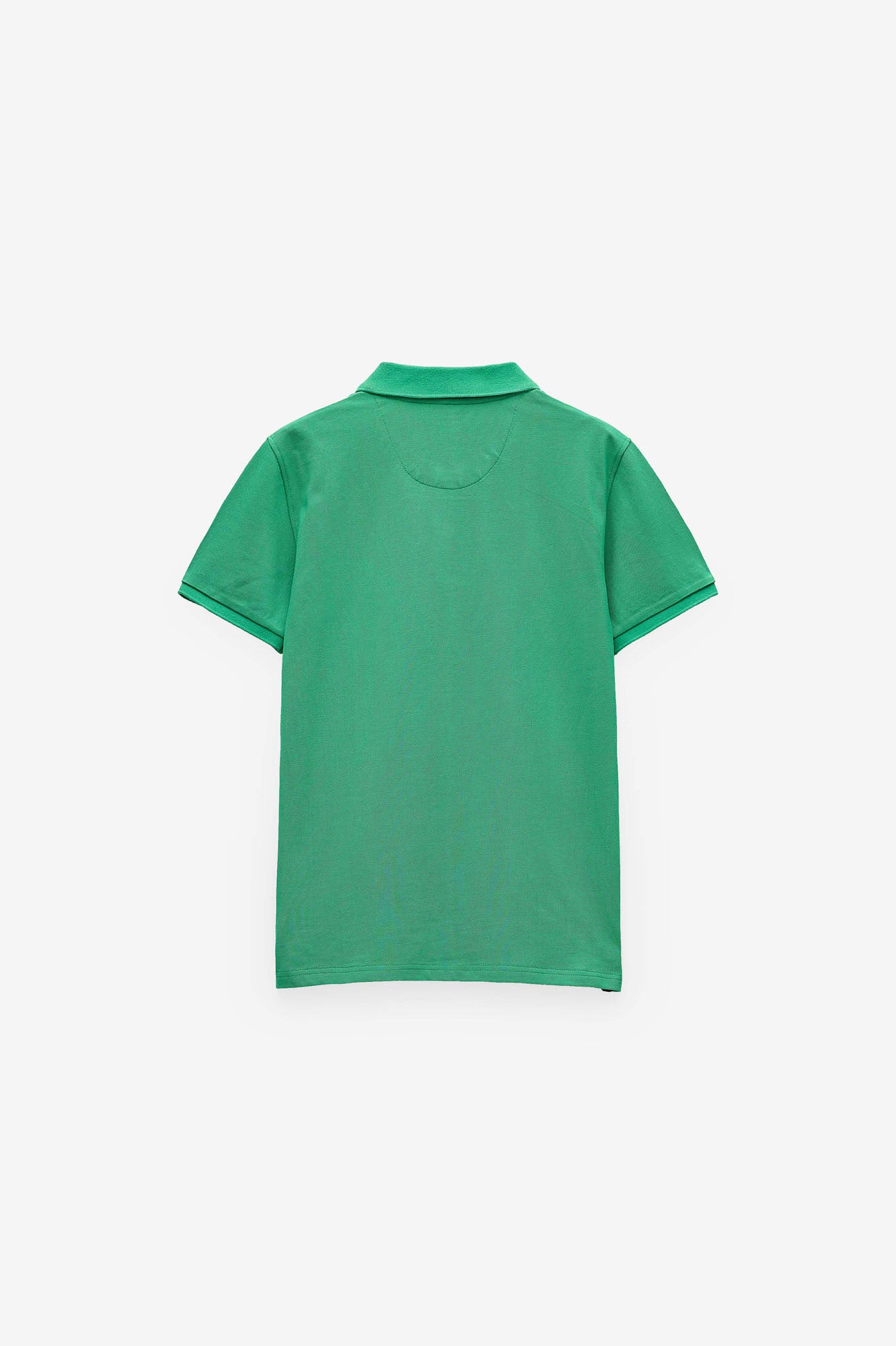POLO BÁSICO COM LOGO A CONTRASTE