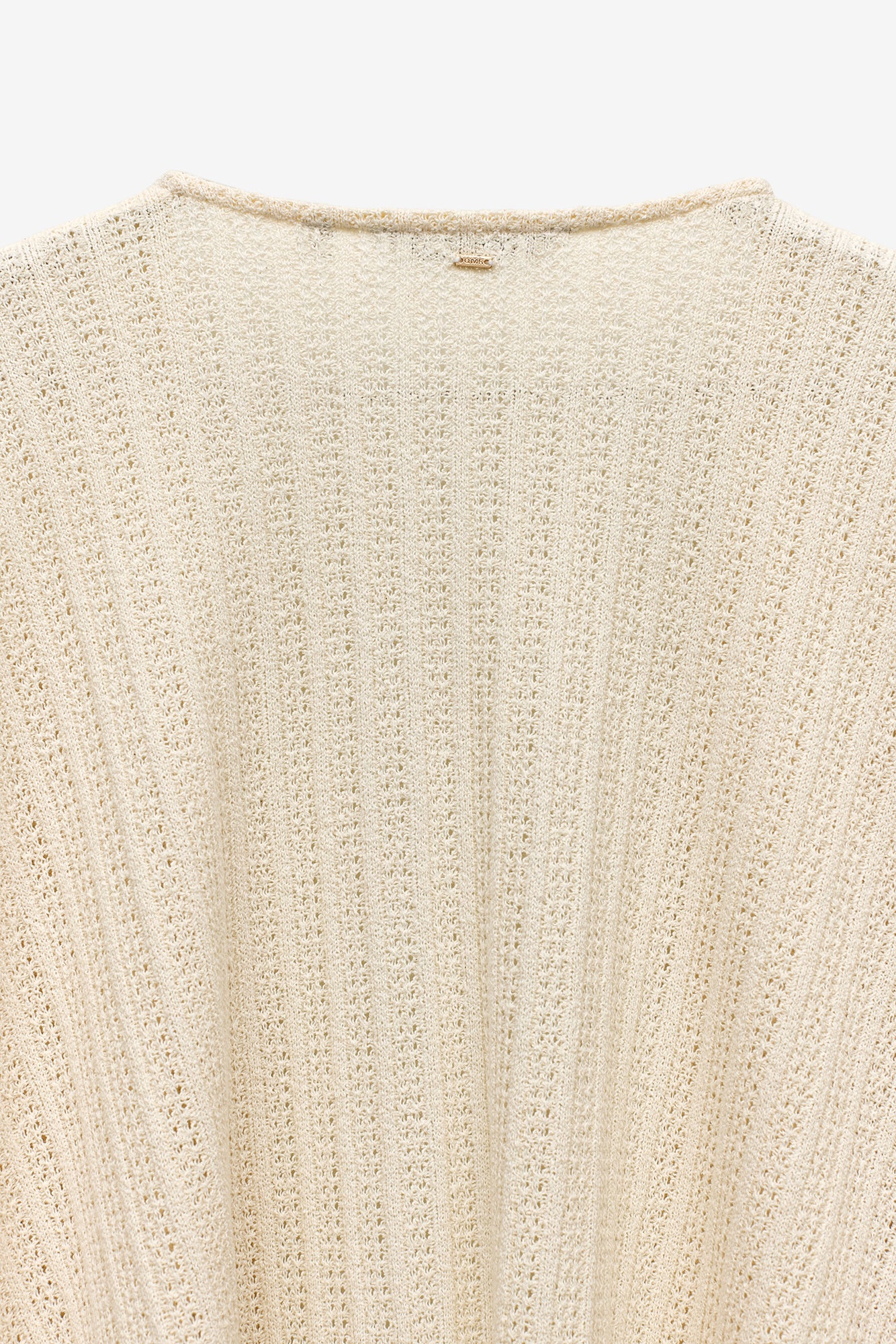 PONCHO EM RENDA