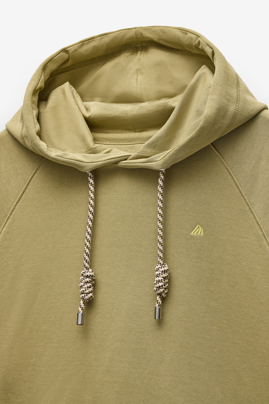SWEATSHIRT CAPUZ E LOGO EM CONTRASTE