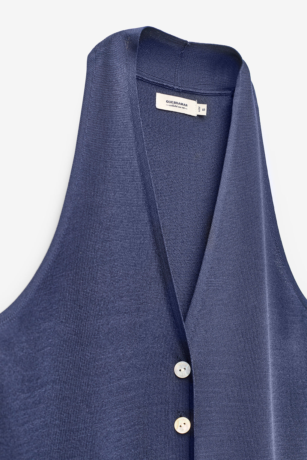 TOP EM MALHA COM CORTE HALTER
