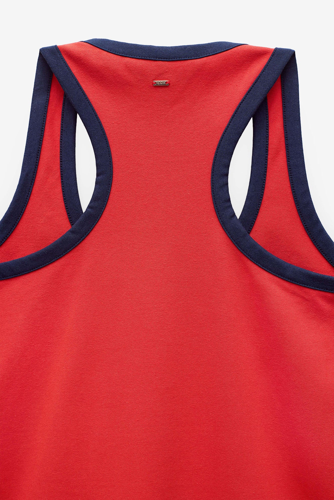 TANK TOP COM CONTRASTES