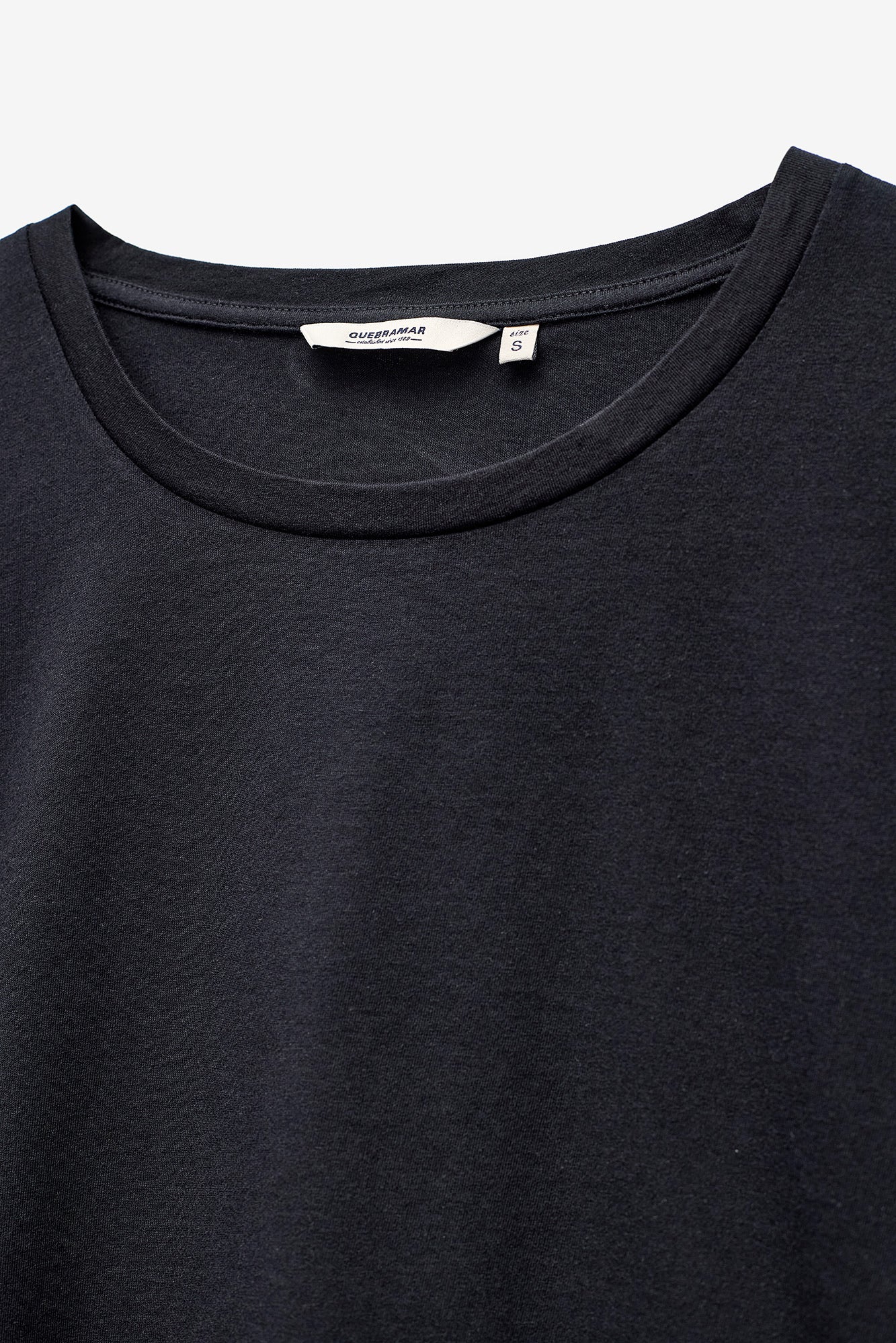 T-SHIRT BÁSICA LOOSE FIT