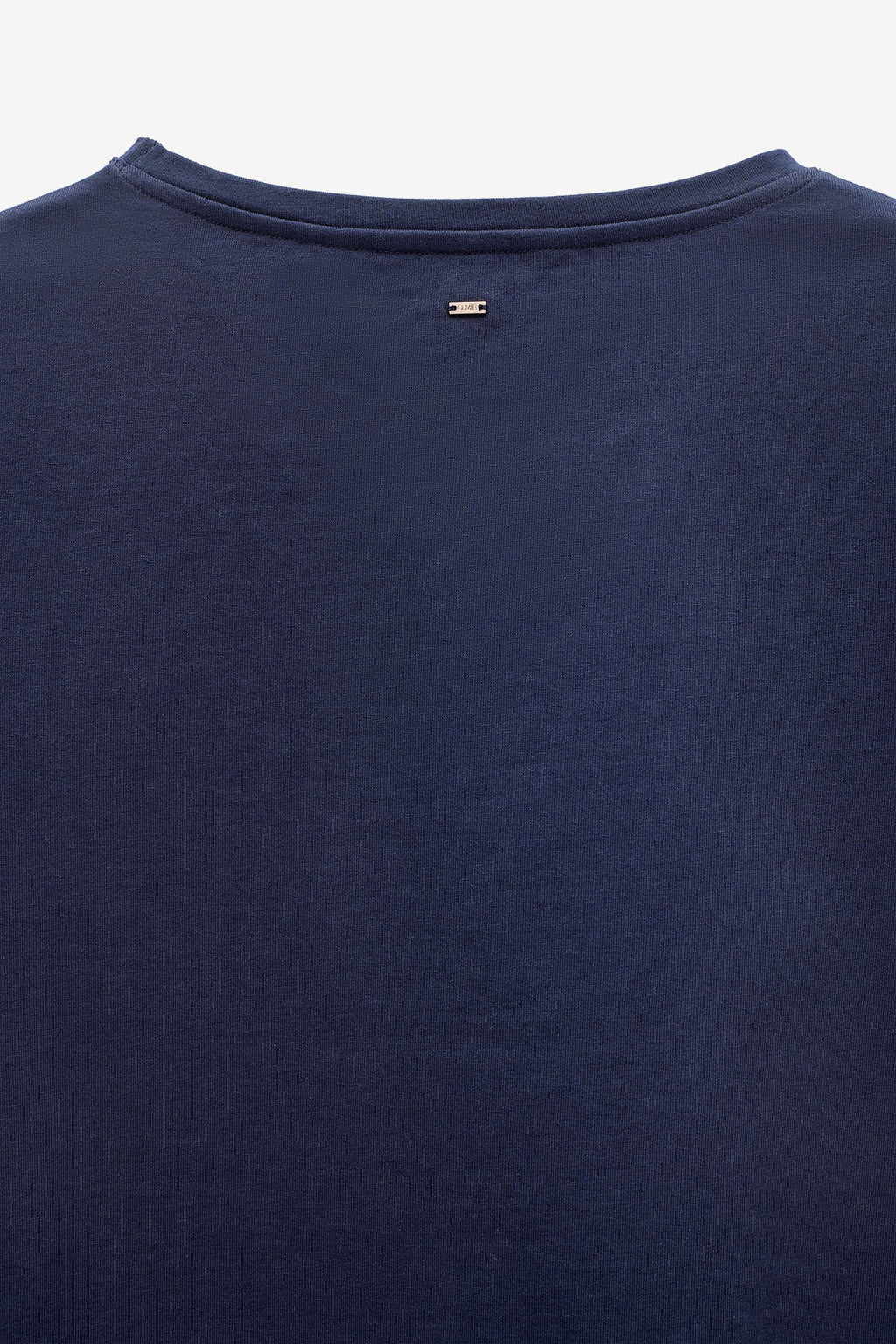 CAMISETA CON APLICACIONES DE ENCAJE