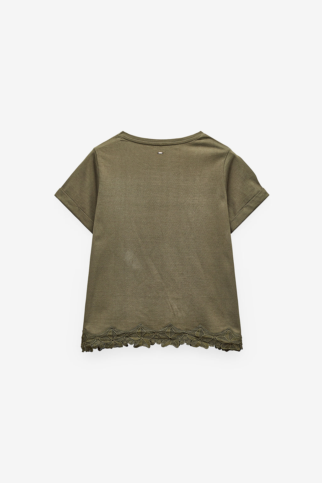 CAMISETA CON ENCAJE