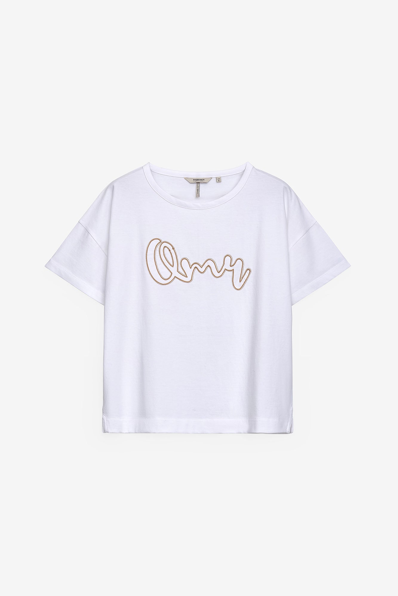 T-SHIRT COM BORDADO
