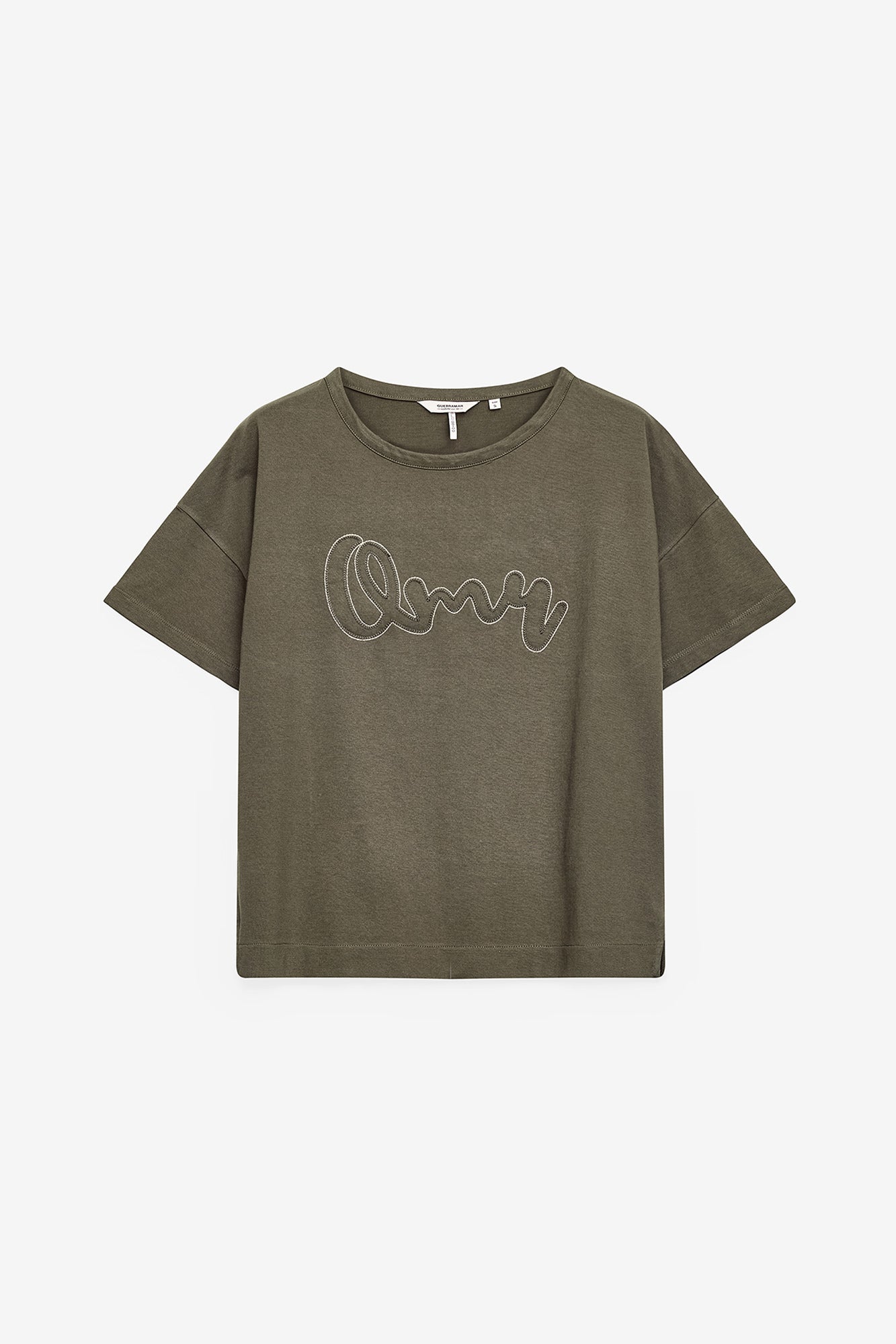 T-SHIRT COM BORDADO