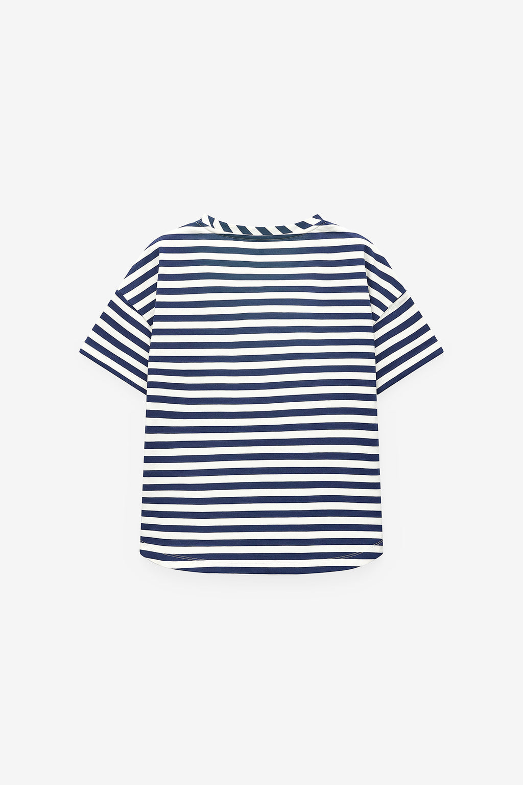 T-SHIRT RISCAS COM BORDADO