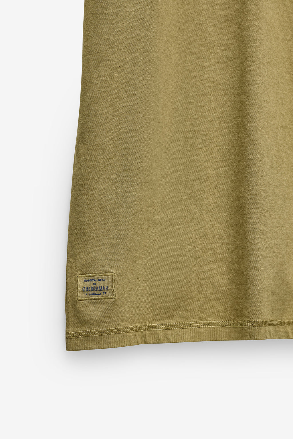 T-SHIRT BORDADO QUEBRAMAR