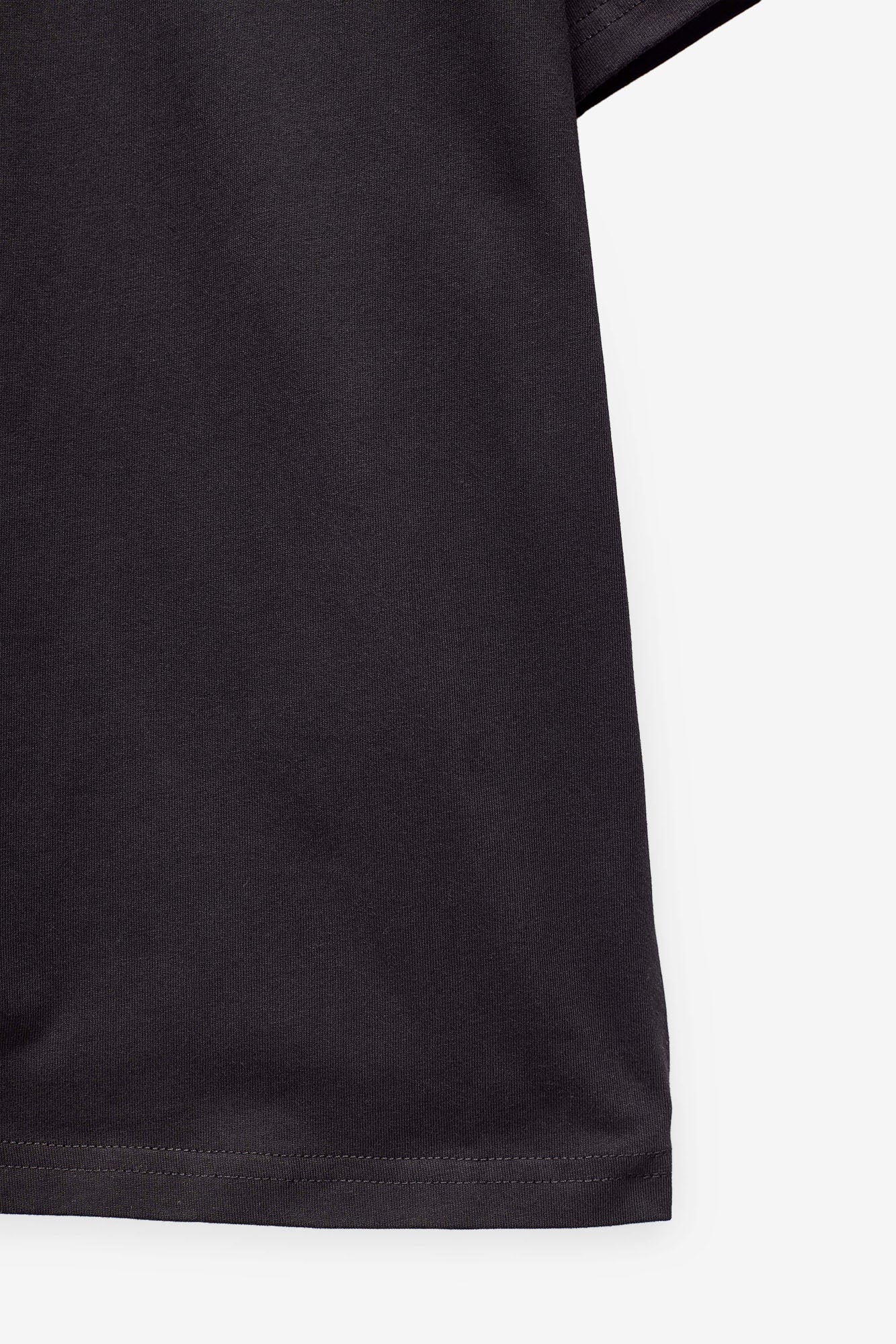 T-SHIRT COM PATCH