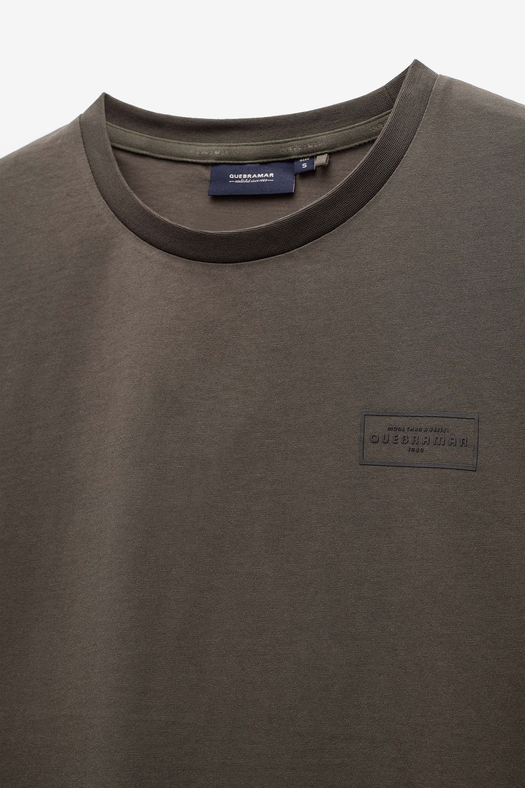 T-SHIRT COM PATCH