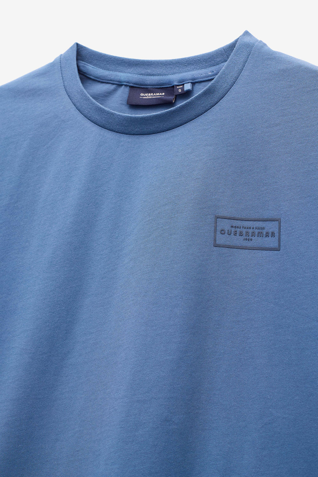T-SHIRT COM PATCH