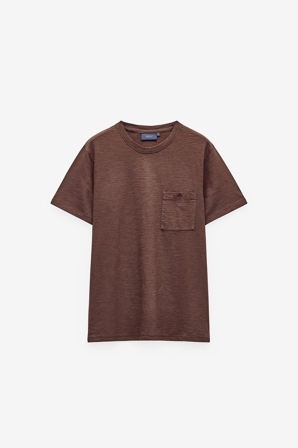 T-SHIRT EM SLUB LAVADA COM BOLSO