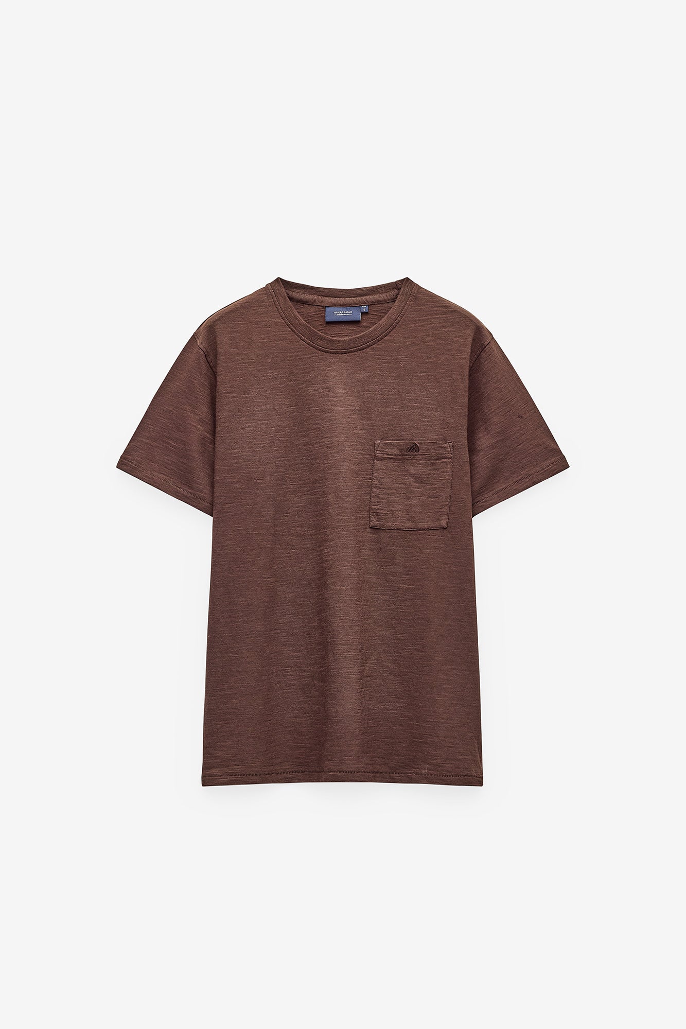 T-SHIRT EM SLUB LAVADA COM BOLSO