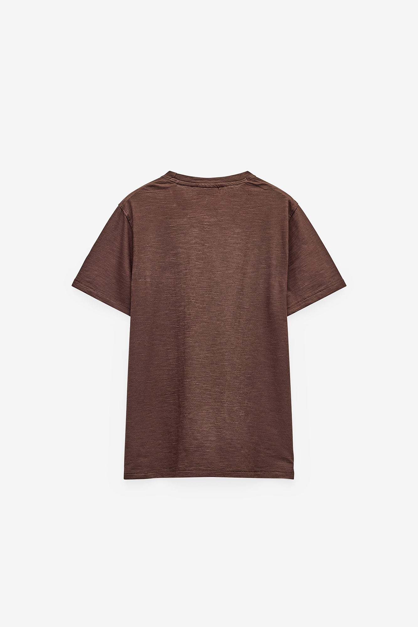 T-SHIRT EM SLUB LAVADA COM BOLSO