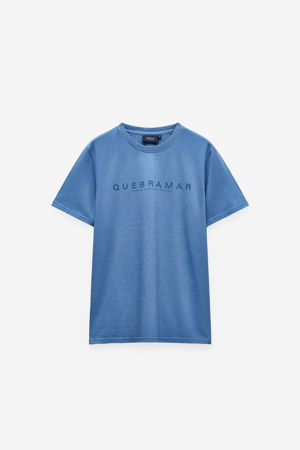 T-SHIRT COM PRINT QUEBRAMAR AO TOM